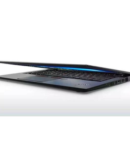 Dell Latitude 5330 13,3" FullHD Core i7 12GEN 16GB DDR4 256GB SSD A